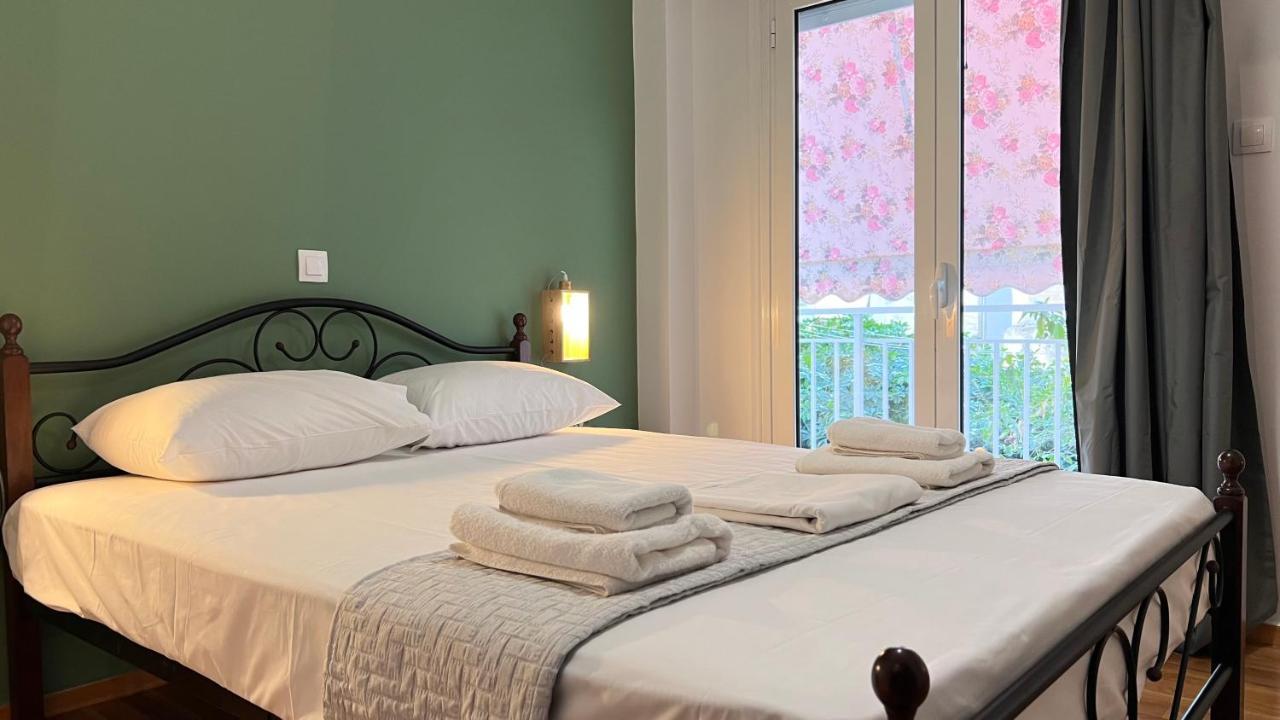 Athenian Vintage Style 2 Bdr Apartment Kültér fotó